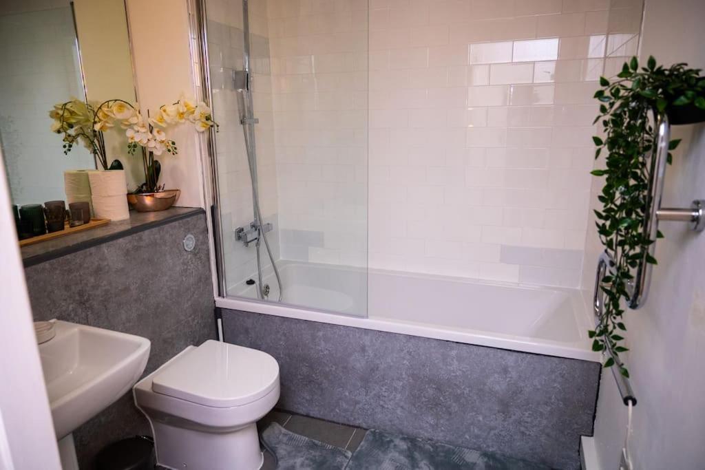 2 Bed Apt In Leeds City Centre Exterior foto